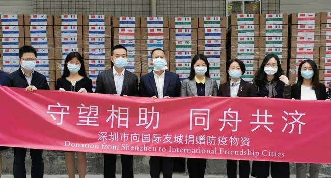 La ville de Shenzhen fait don de 1 500 000 masques médicaux de Winner Medical pour 24 pays
